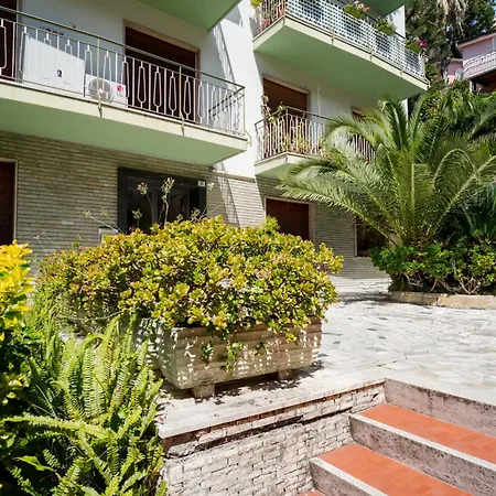 Casa Tonetta - - *